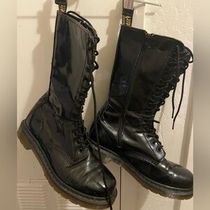 Black faux Leather Dr Martens 14 hole DOCS

Gently used